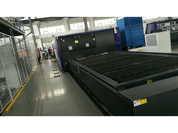 佛山鈑金加工廠，模具設(shè)計及工件翹曲解決辦法